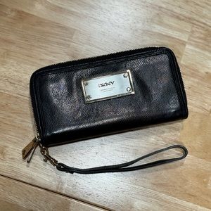 DKNY Wristlet Wallet Clutch